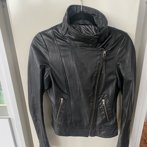 Mackage Aritzia Black Leather Lambskin Jacket XS - Picture 7 of 8